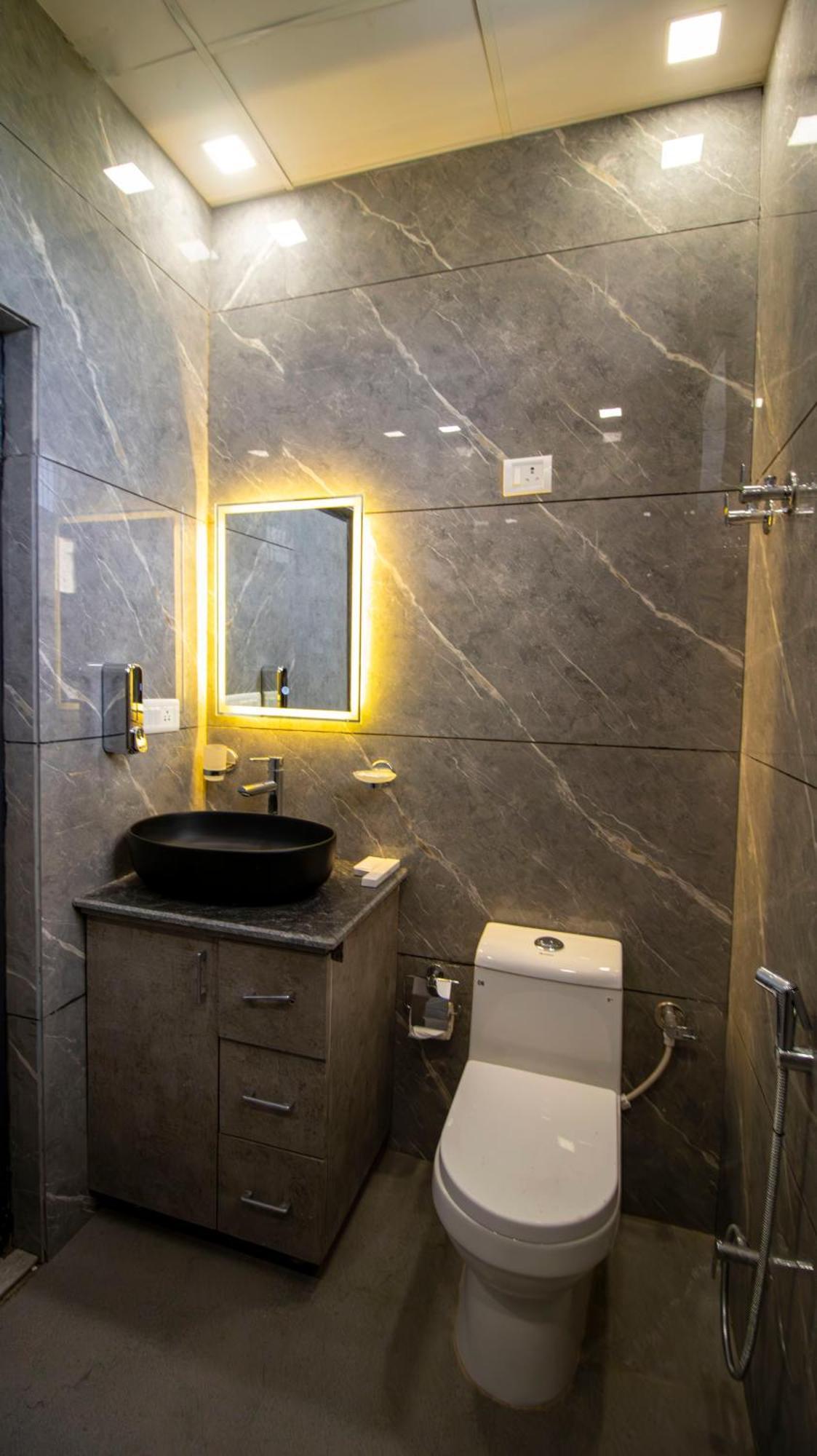 Elegance Resort Vrindavan Bagian luar foto
