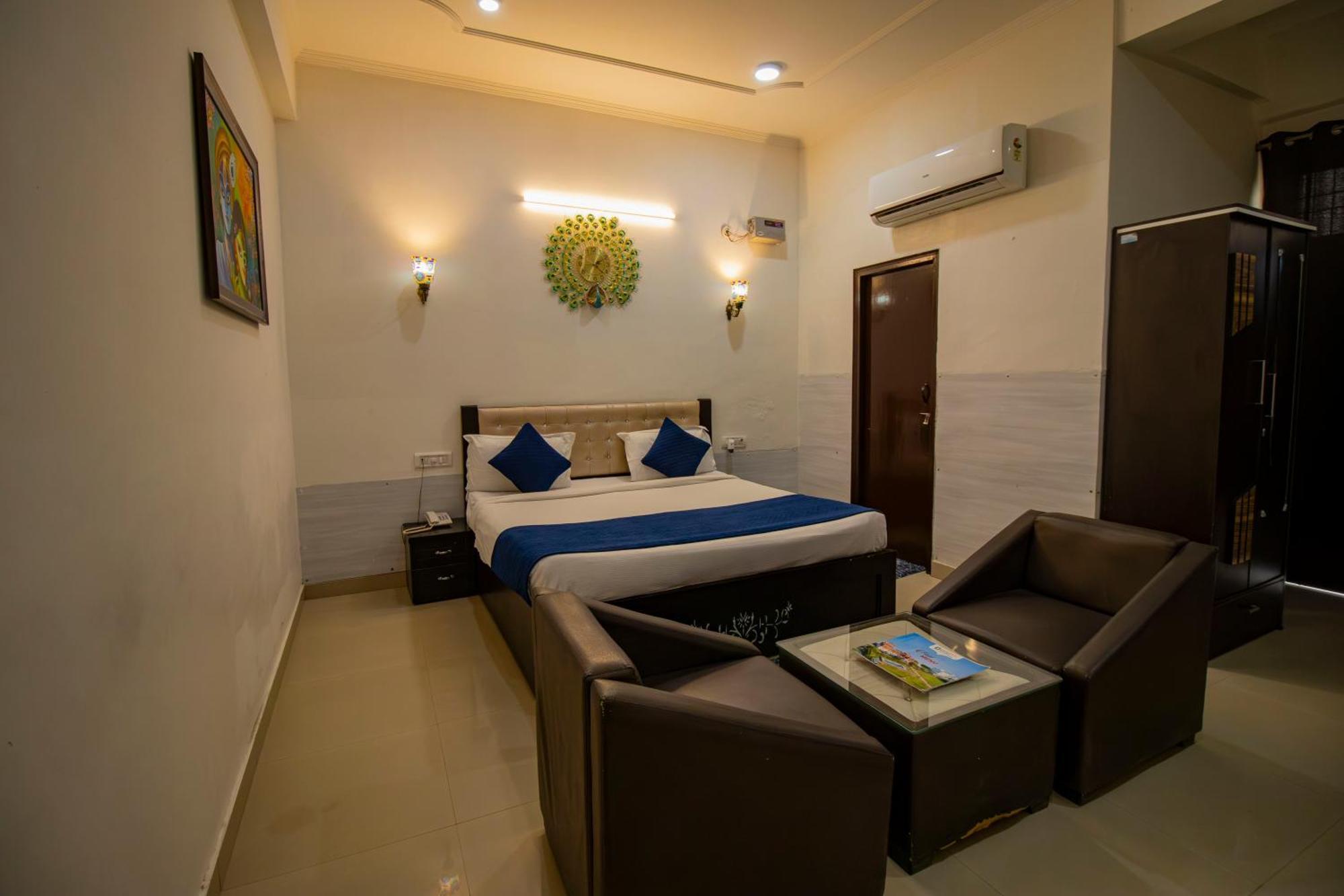 Elegance Resort Vrindavan Bagian luar foto