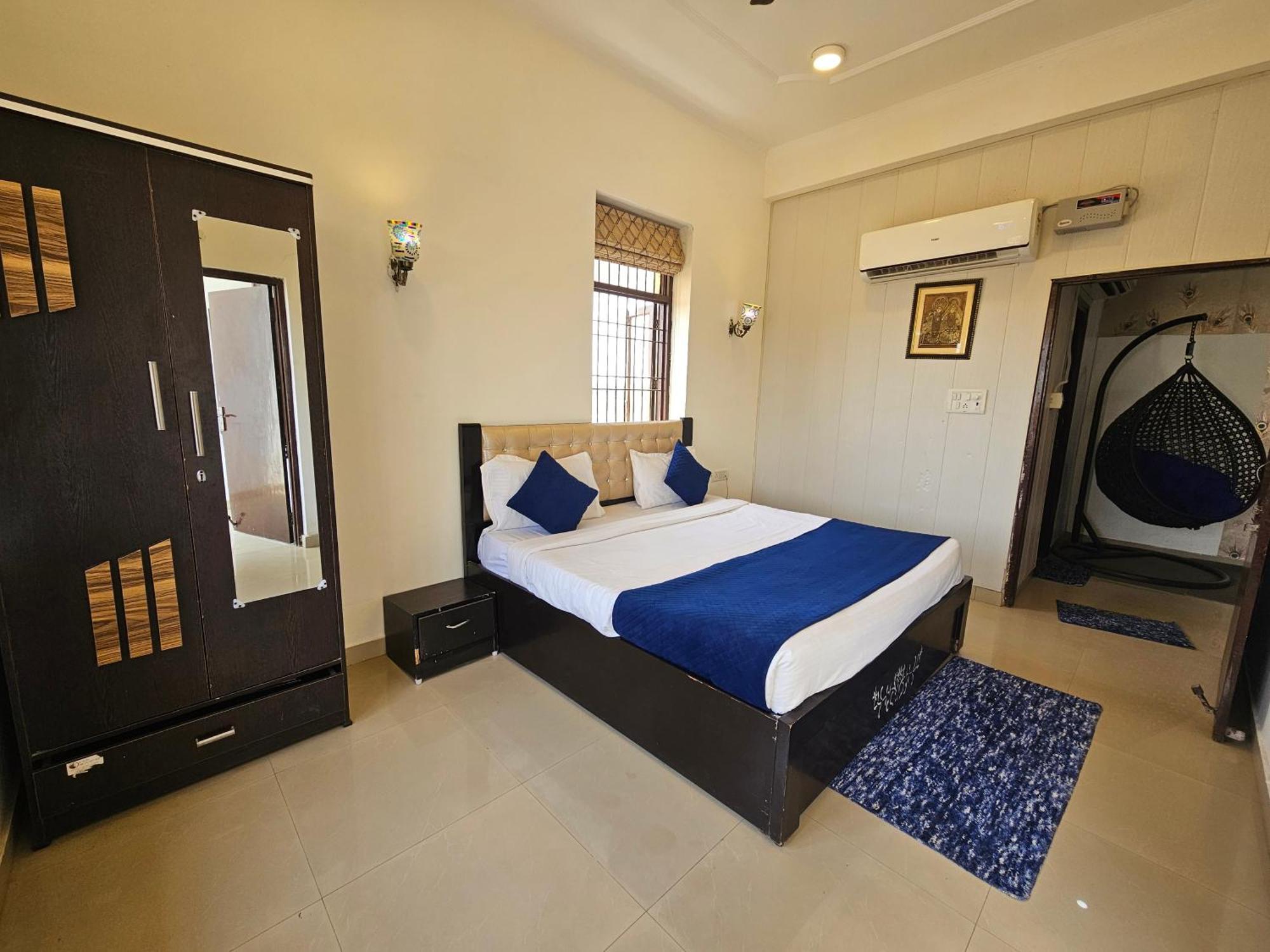 Elegance Resort Vrindavan Bagian luar foto