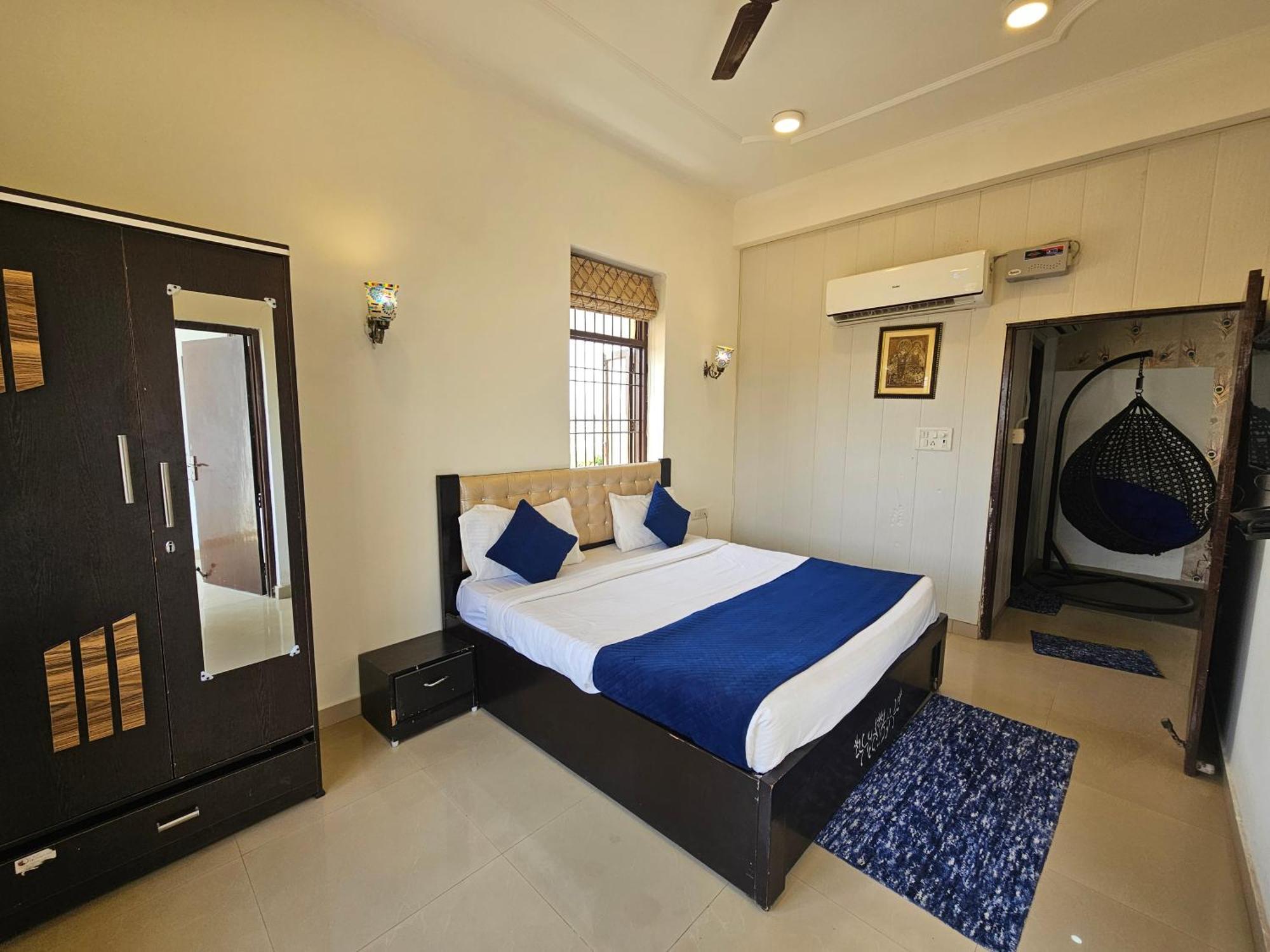 Elegance Resort Vrindavan Bagian luar foto