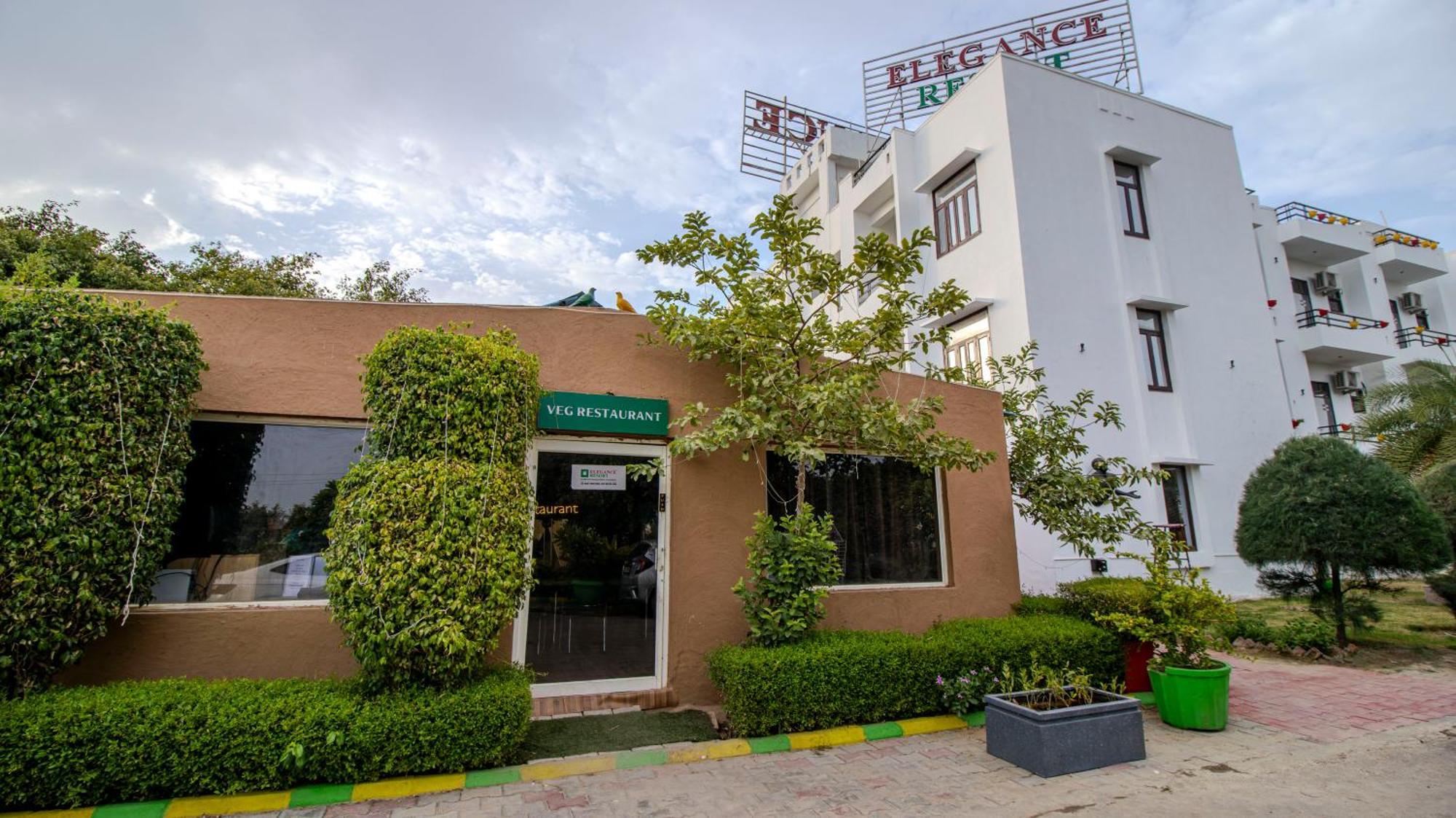 Elegance Resort Vrindavan Bagian luar foto